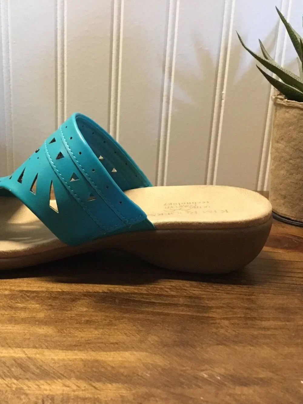 Kim Rogers - Turquoise Comfort Sandals - Ultra Comfort Wedge Slides - Size 8.5 M - Picture 6 of 9